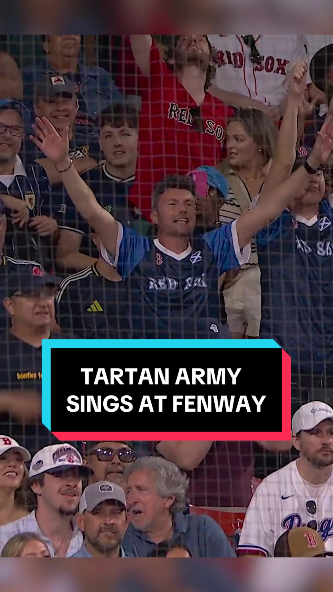 The Tartan Army took over Fenway Park 🤯