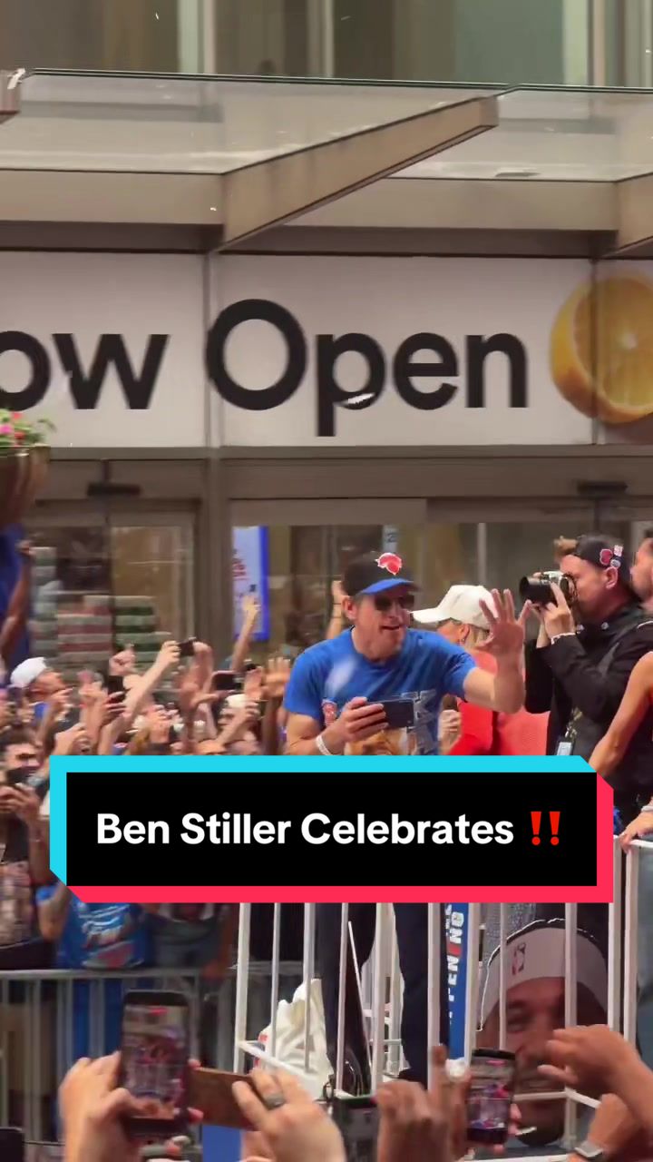 Ben Stiller is celebrating the @New York Knicks 🤩 🏀 