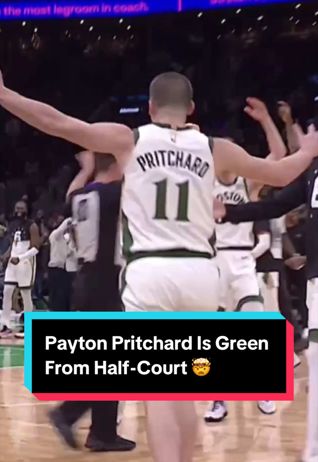 You CAN NOT leave time on the clock when Payton Pritchard is on the floor 👀🔥 