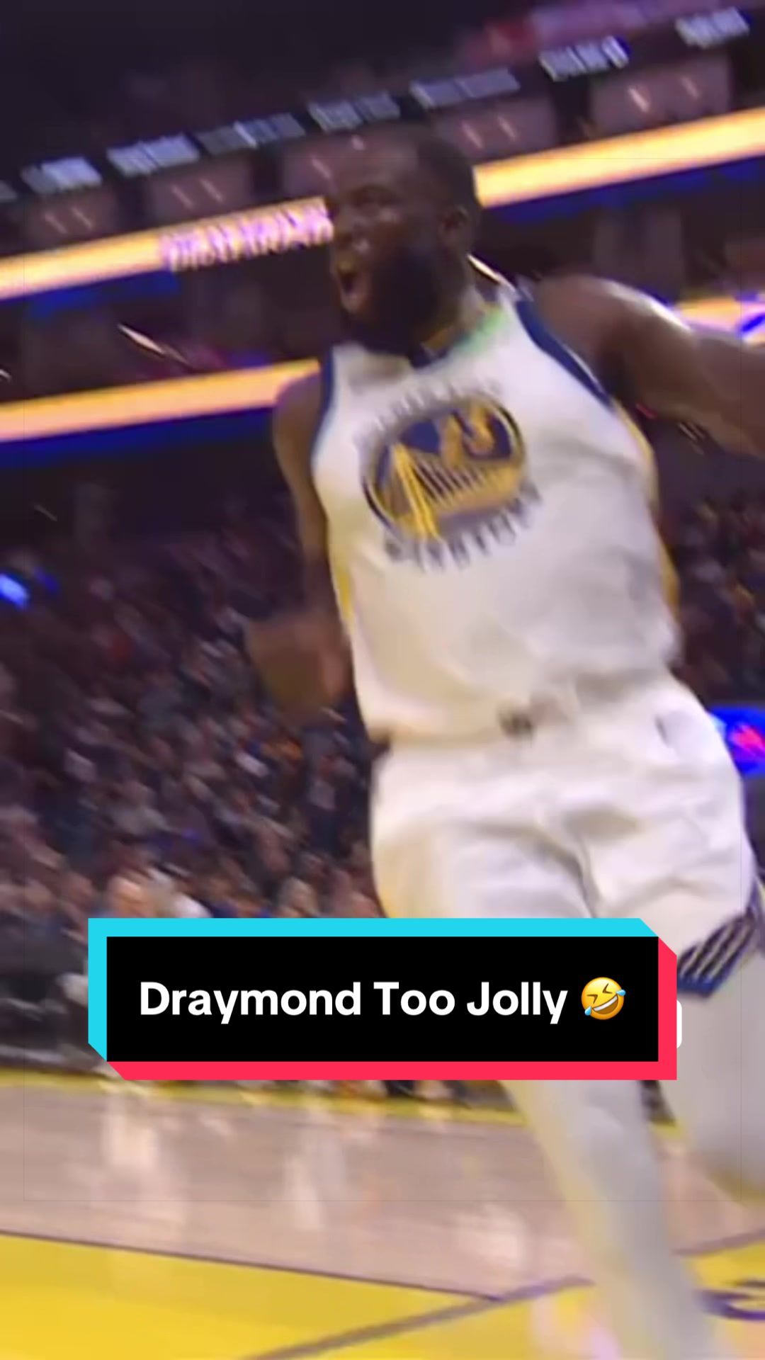 Draymond had to take a lap with all the energy he got 🤣🤣 