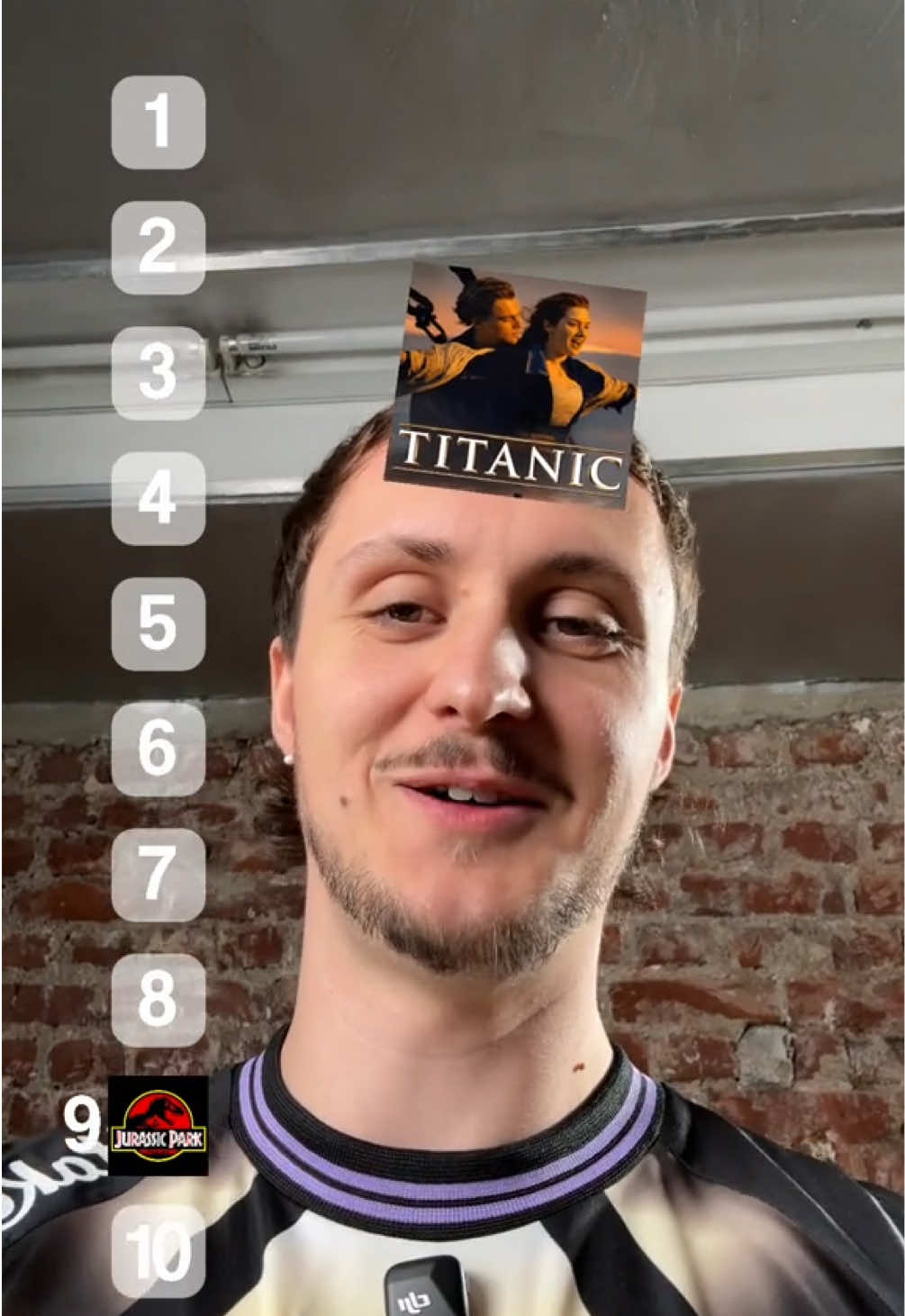 Does mezii knows movies ball? 🧐