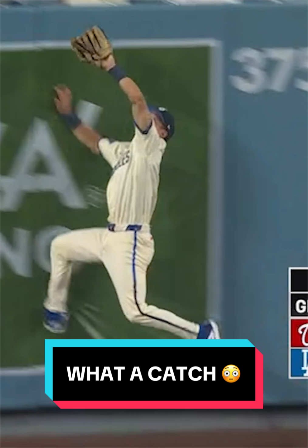 Tommy Edman, oh my goodness 🤯