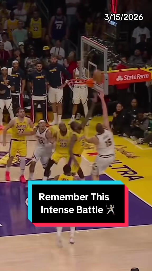 Everybody was on the edge of their seats when this game happened! 💺 
