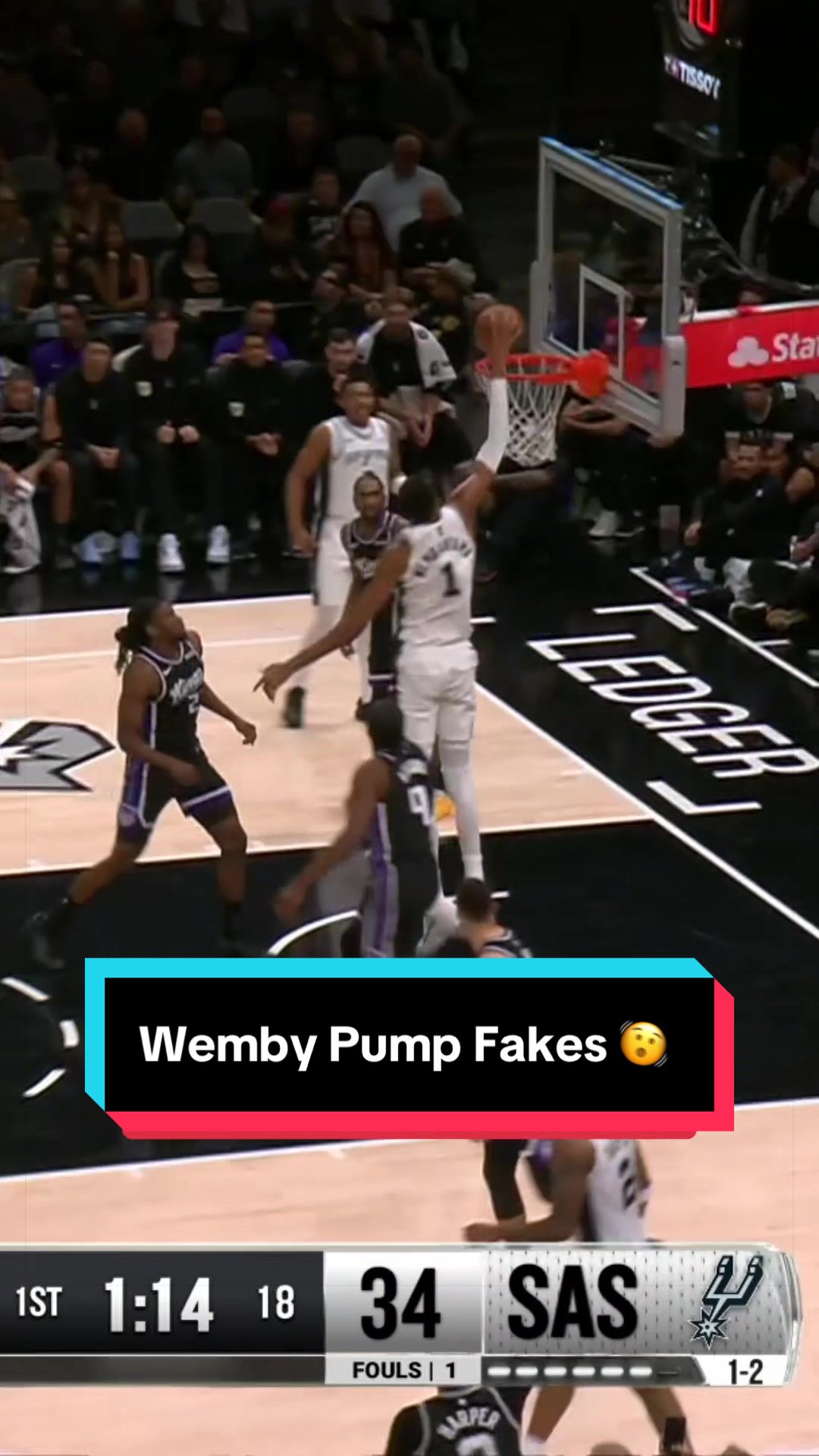 Wemby ending the first quarter with 15 points 👽 
