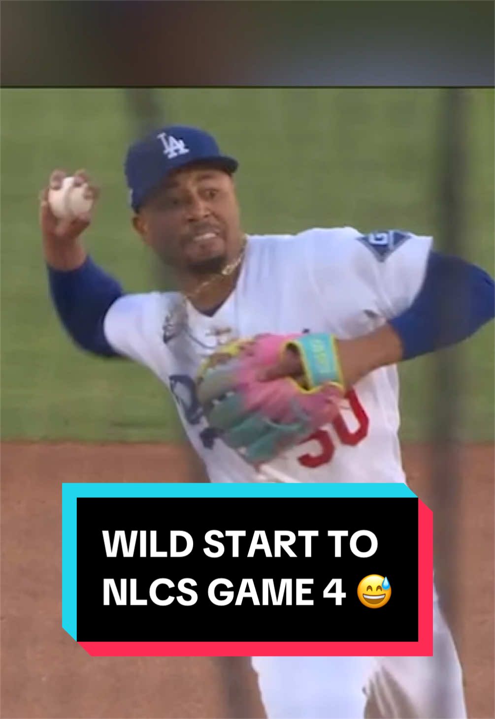 5-6-3 for the first out in NLCS Game 4 👏