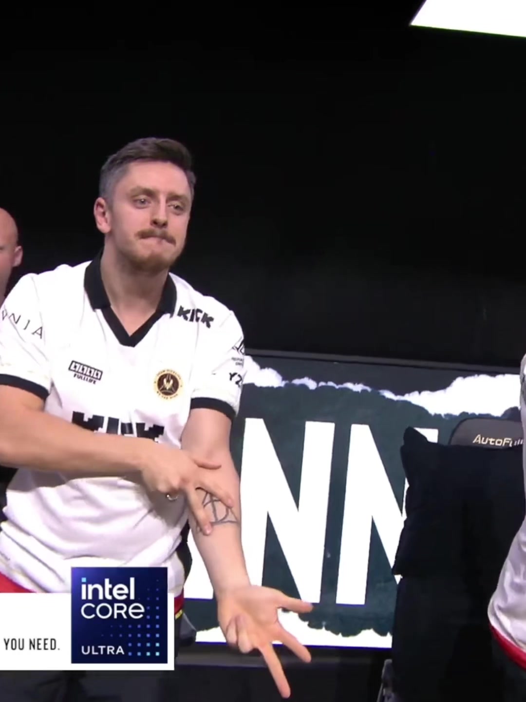 apEX 🤝 Kvara 