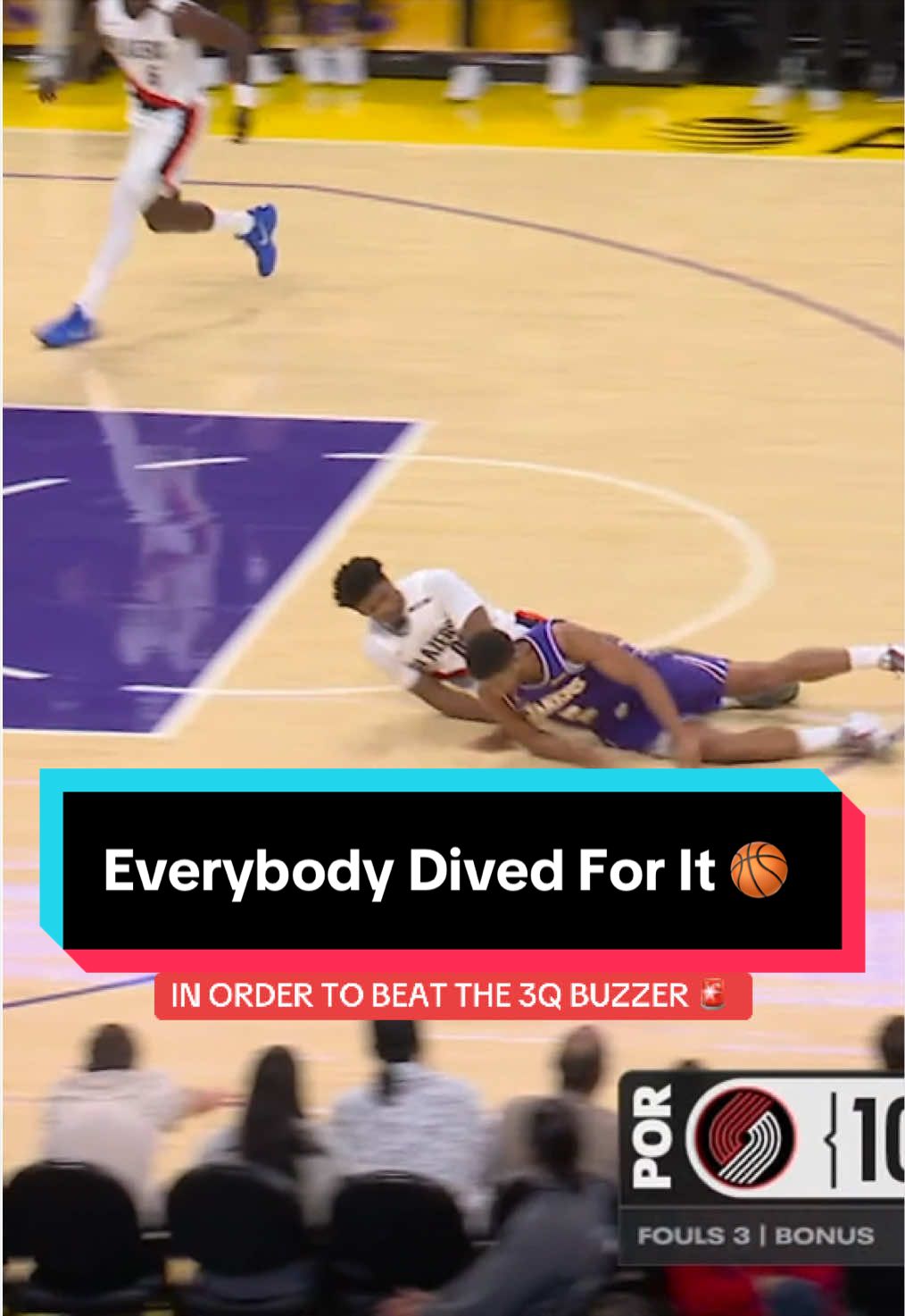 Absolutely wild sequence to end the third quarter 🍿 📺 