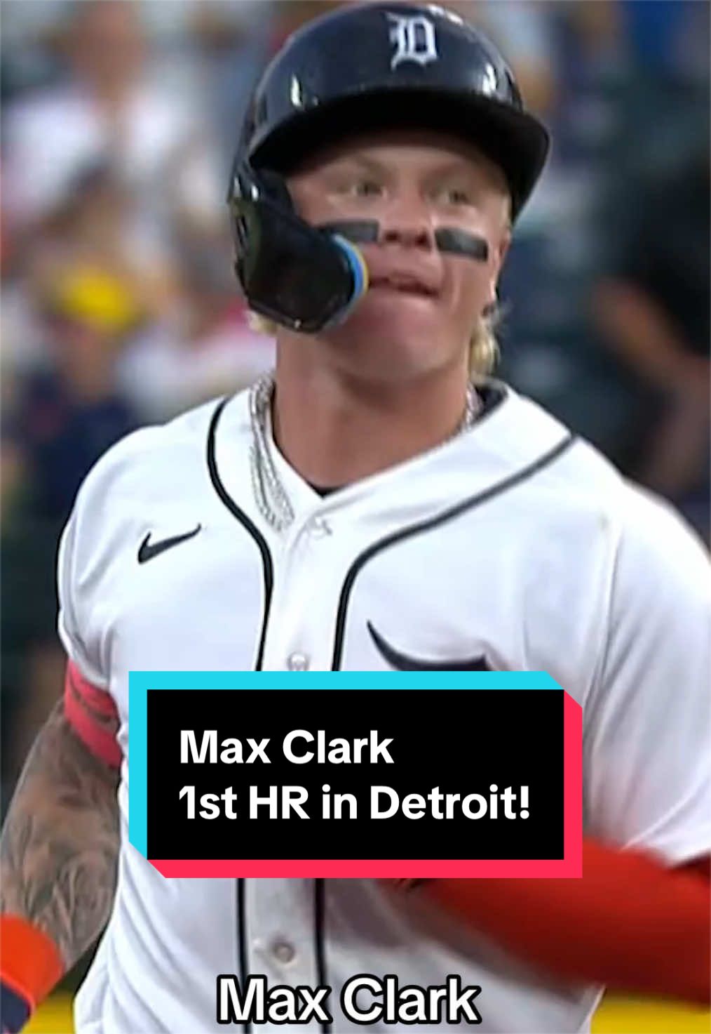 The first of many homers at home for Max Clark! 