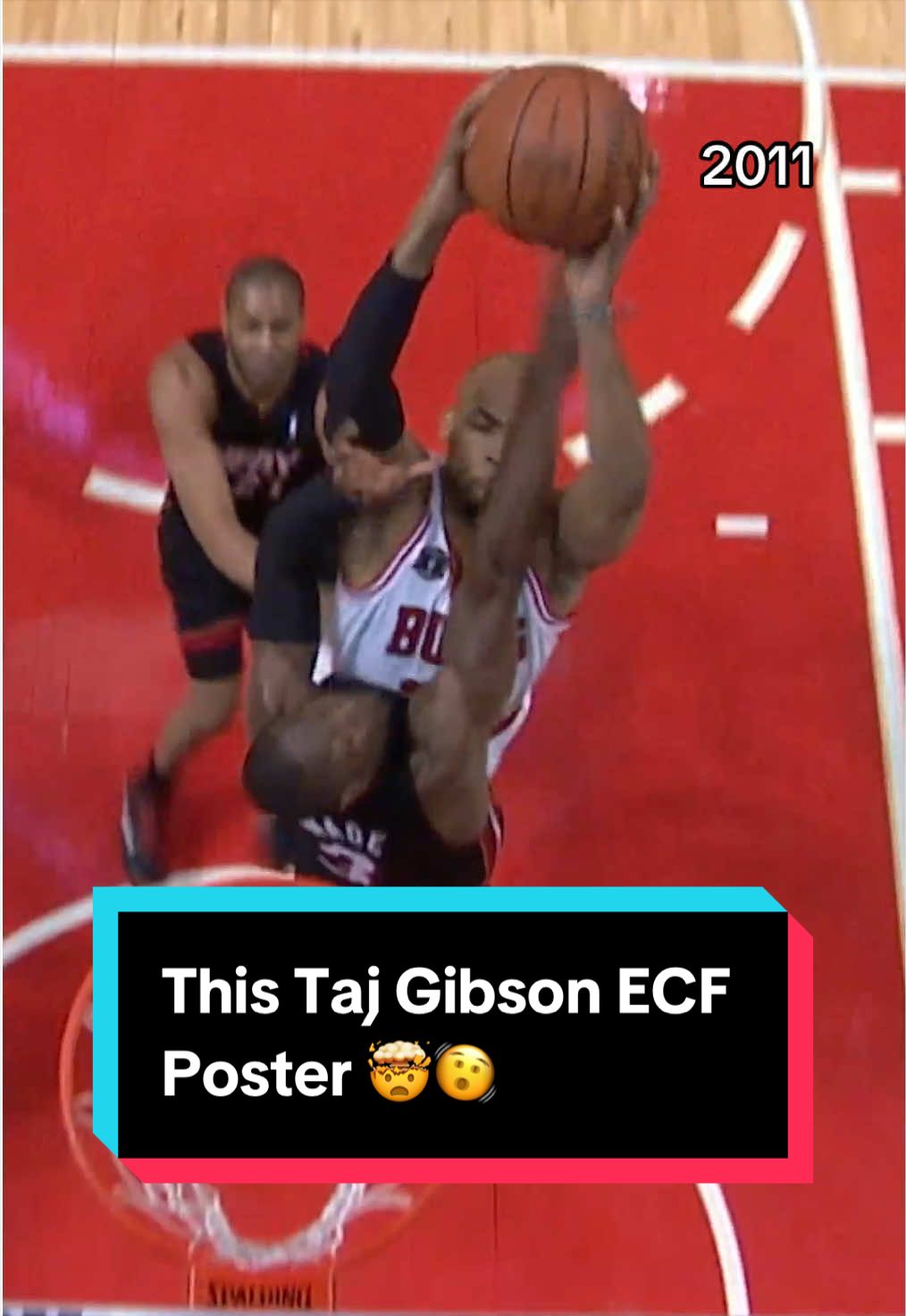 You just had to be there 🤯 Taj Gibson threw down this CLASSIC POSTER during Game 1 of the 2011 East Finals 😤 