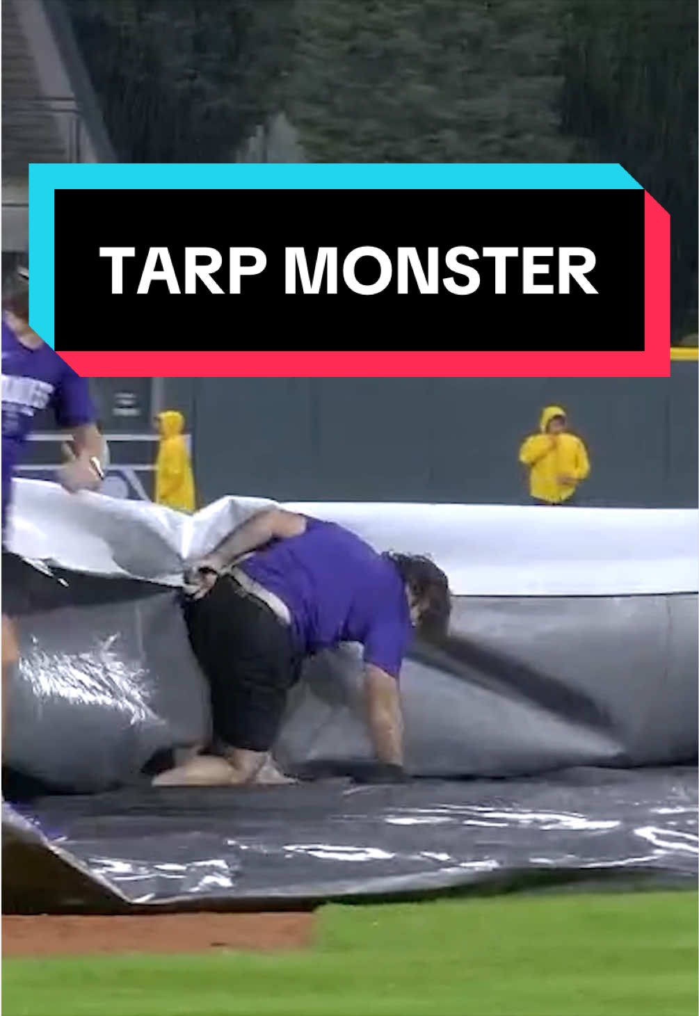 Poor guy 🤣 
