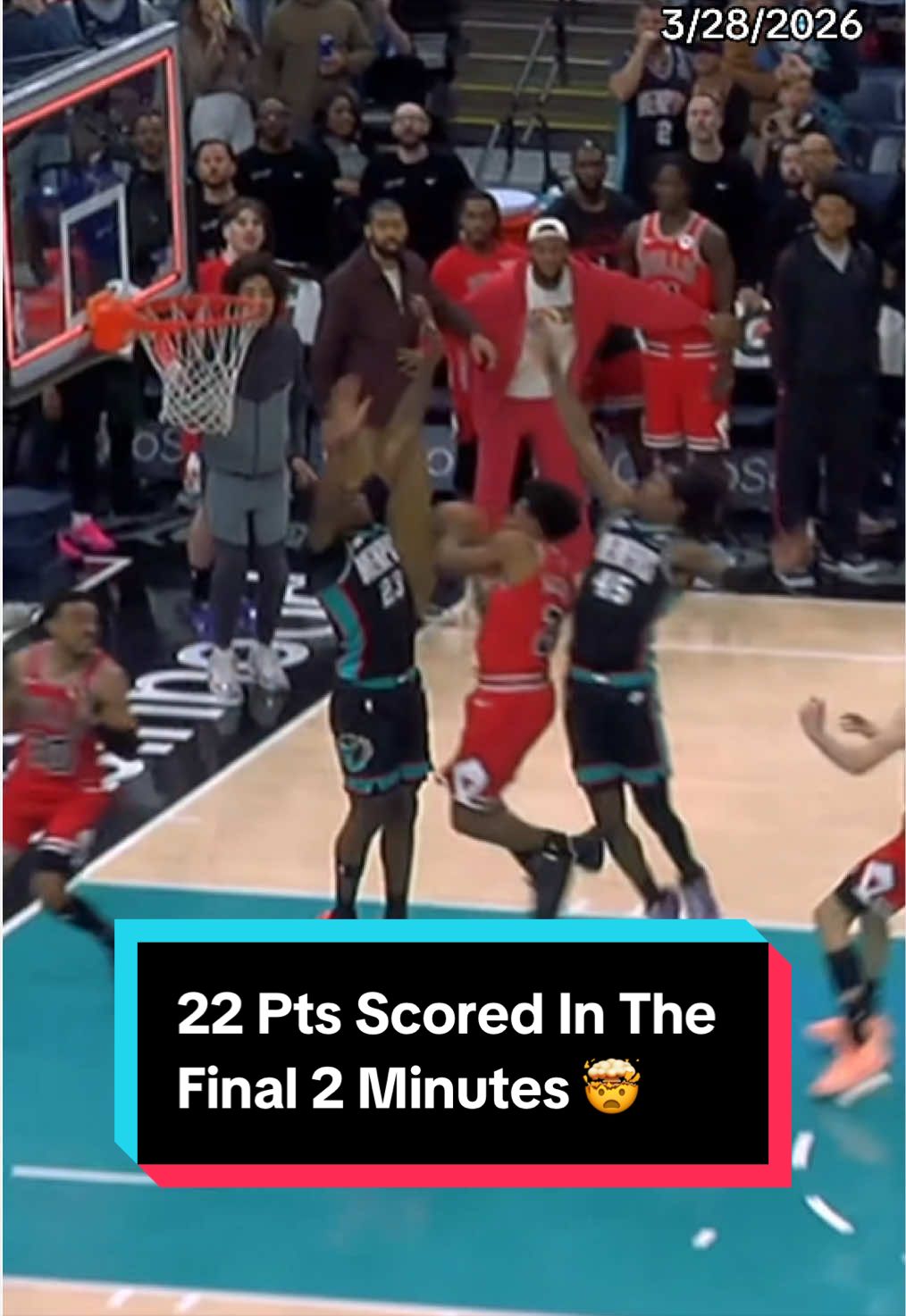 22 pts scored in TWO minutes 🫨 What a 
