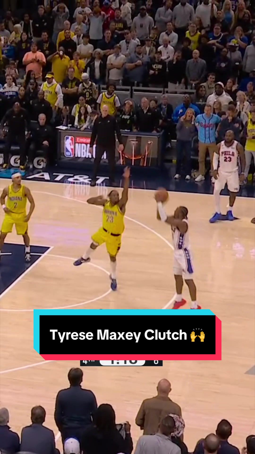 Tyrese Maxey drains back-to-back threes to help seal the Sixers dub 😤 
