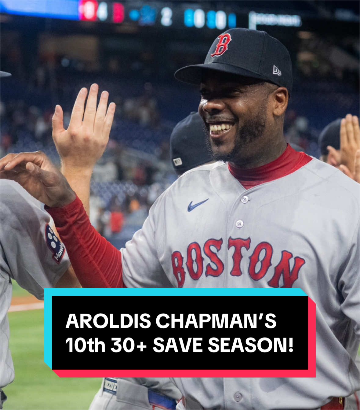 Aroldis Chapman joins HOFers Mariano Rivera, Trevor Hoffman and Lee Smith as the only closers to have 10+ 30-save seasons! 