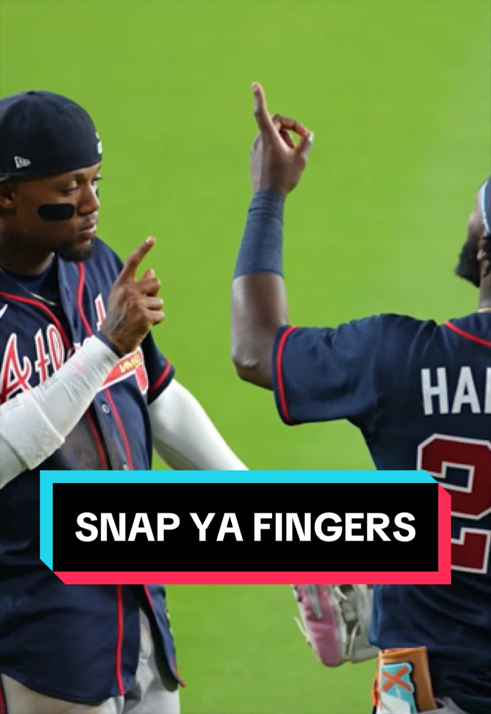 🎶 Snap ya fingers, do ya step 🎶