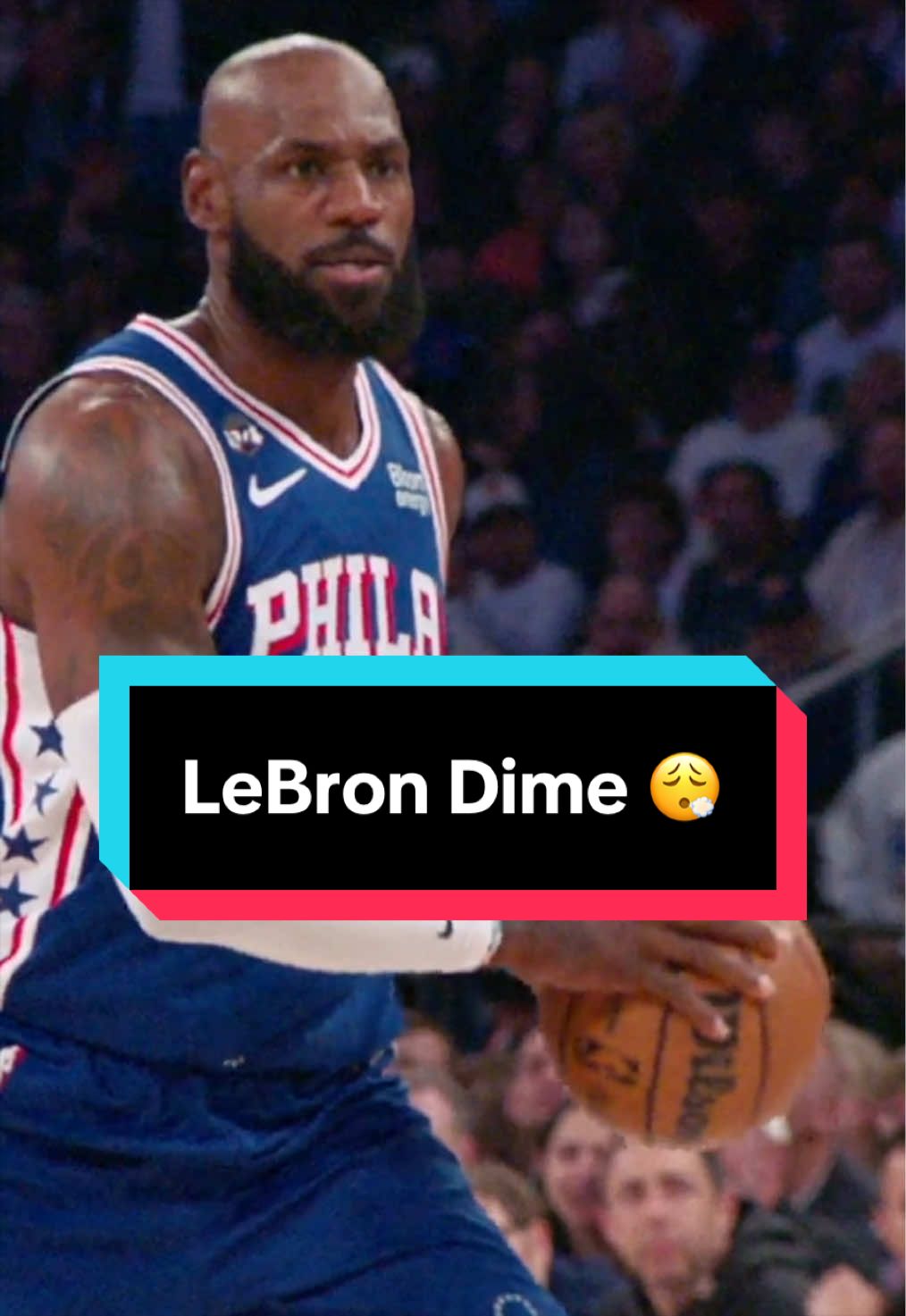 Replying to @NBA what a dime from LeBron 🙌 
