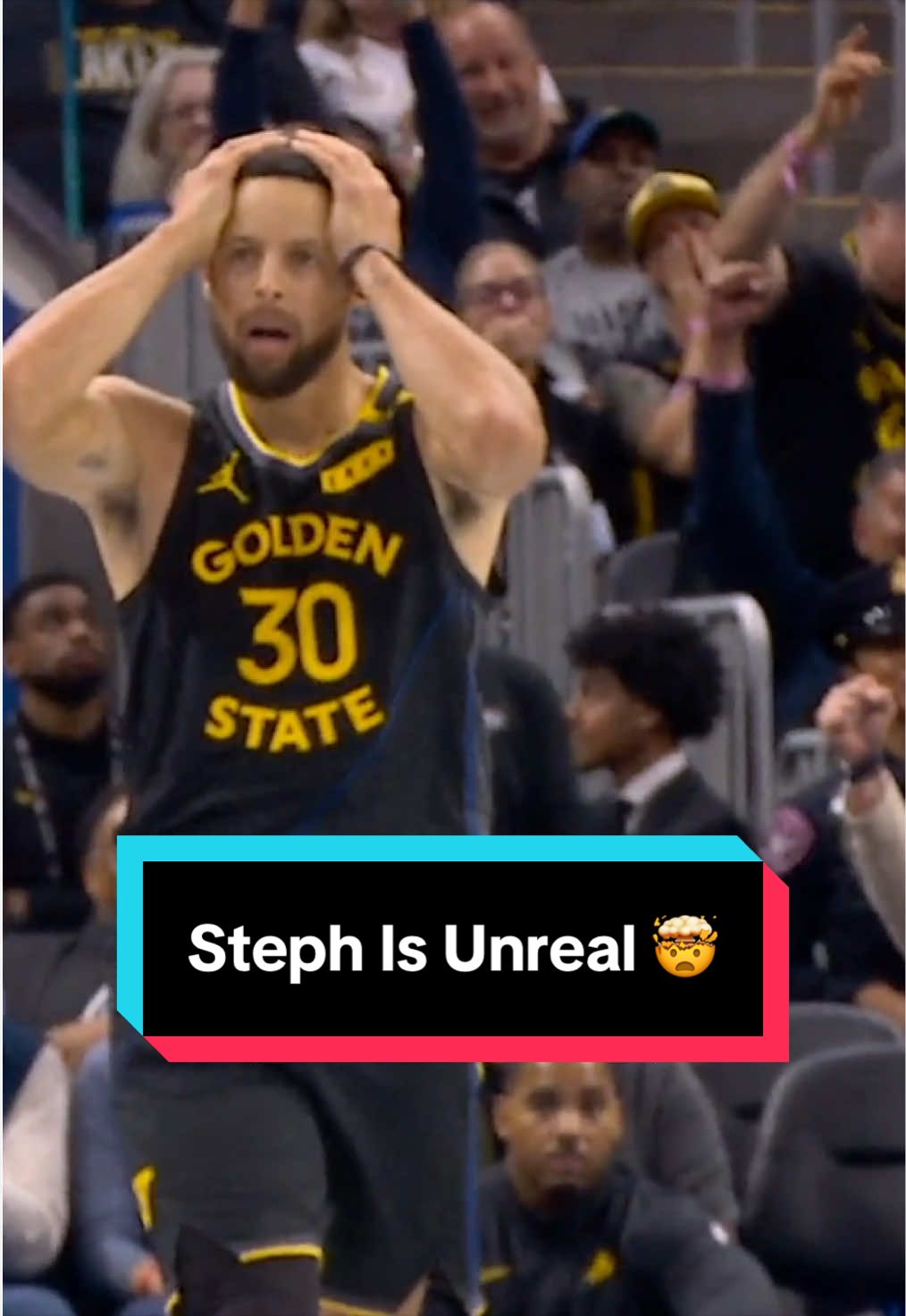 Watching these Steph handles on repeat 🔁 