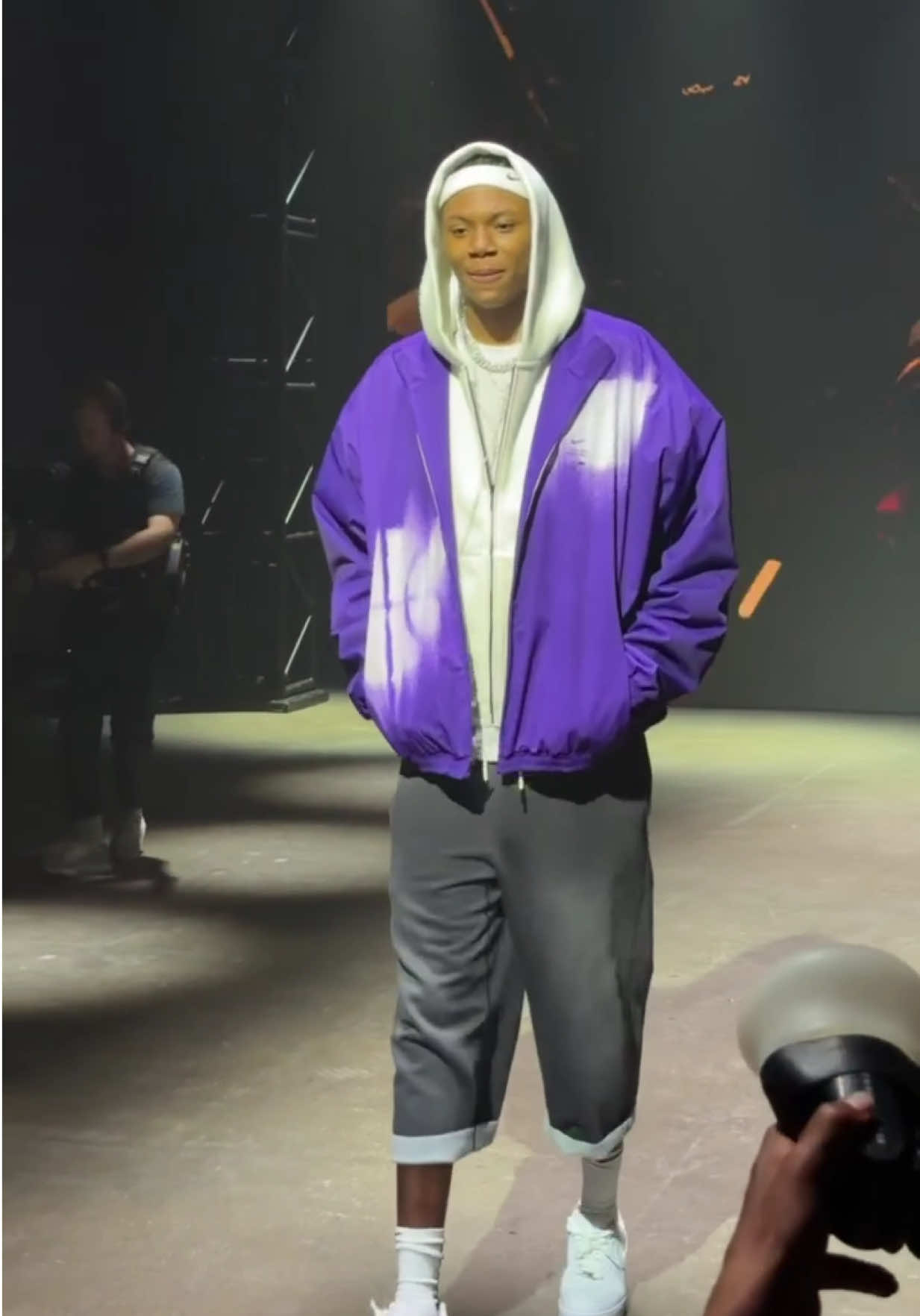 Worn with obsession. 👏 The @Nike NBA Standard Issue Collection was revealed at the End of Ordinary Fashion Show with Ace Bailey on the runway! 👀🔥