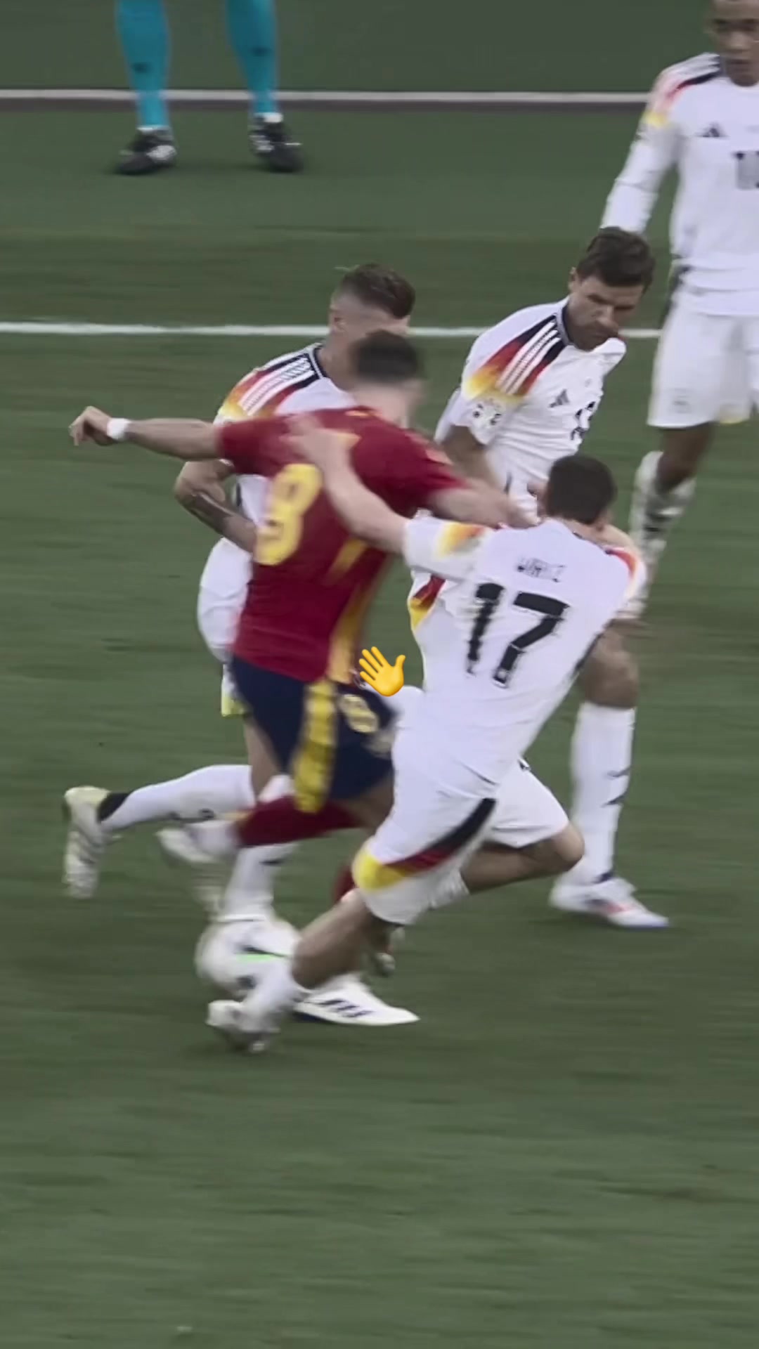 One skill taking out three players 🥵