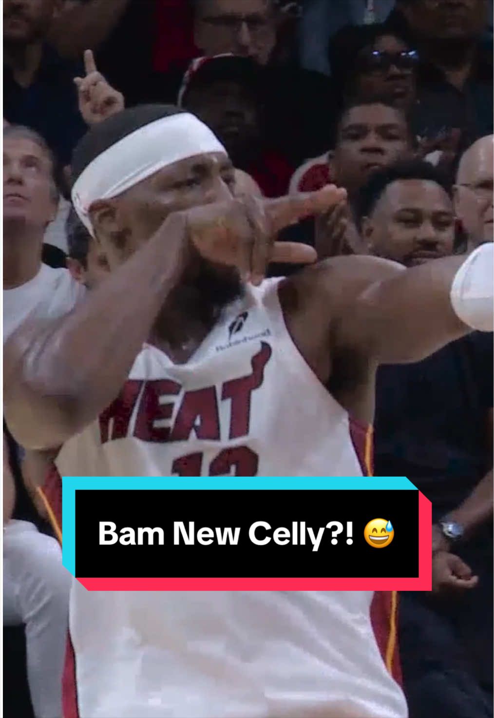 Bam hit the tough jumper right into Ant’s celly 😭 