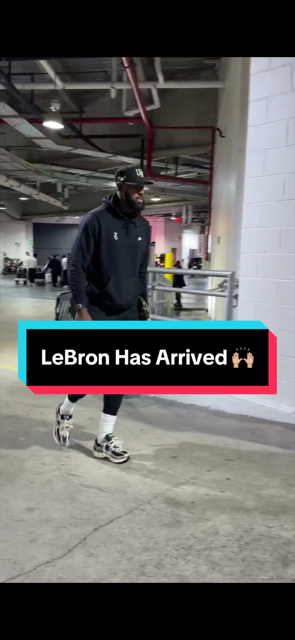 LeBron Sixers preseason debut incoming ➡️ 