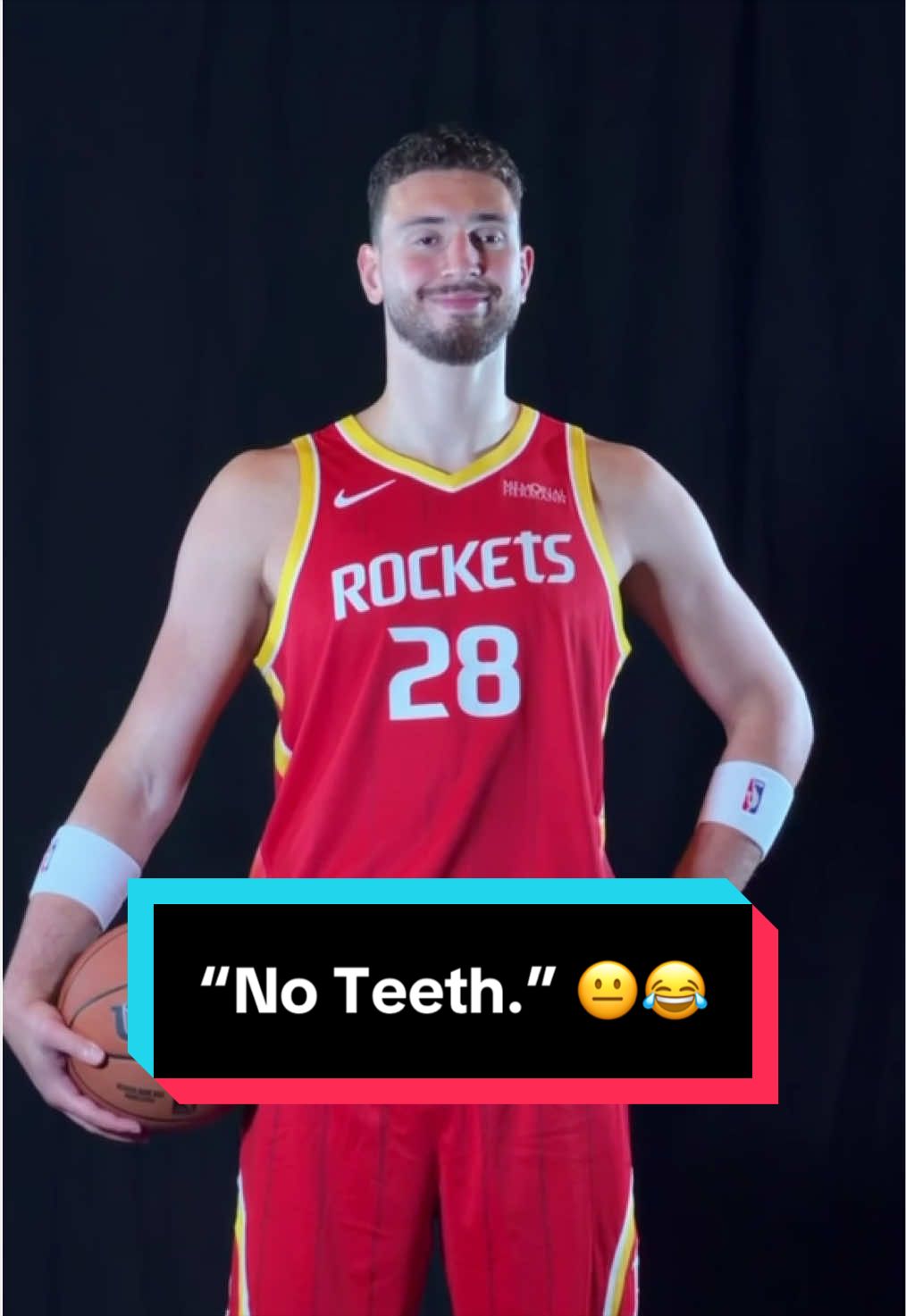 Alperen Sengun is locked in at Rockets Media Day 📸 
