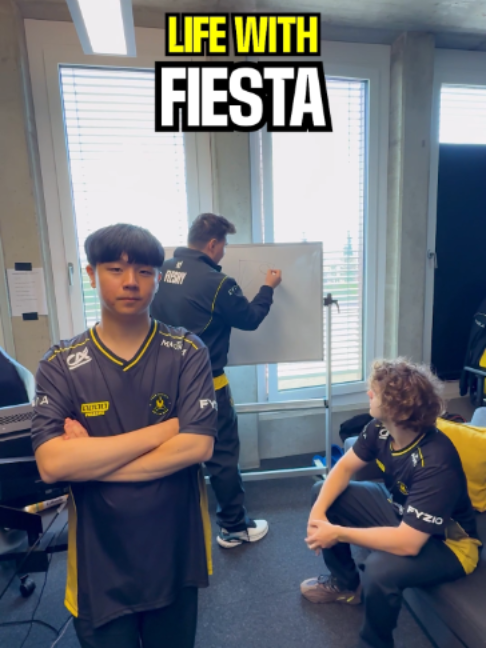 the guy means business 🥸