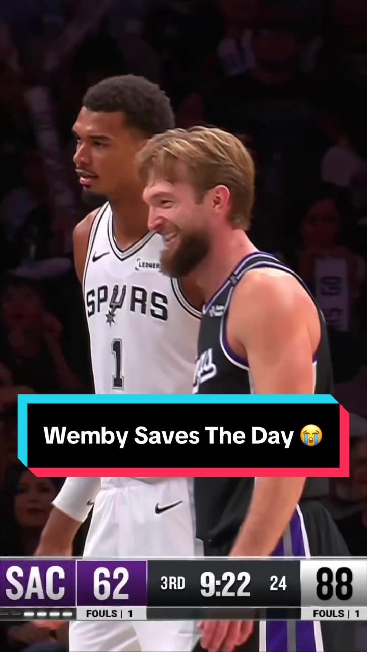 “Victor just go get that” 😭Everyone knew Wemby would come to the rescue 👽 