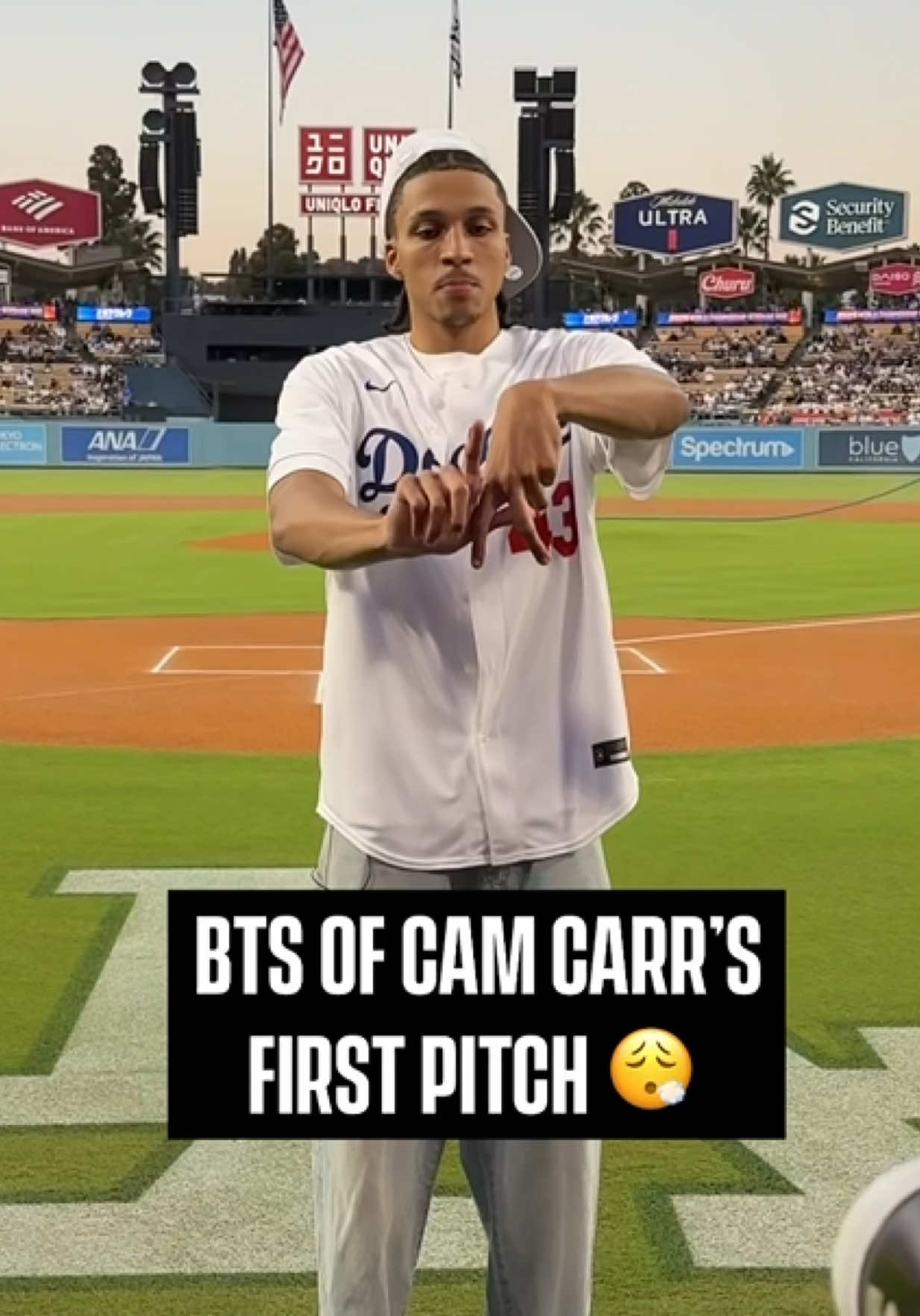Rookie’s Welcome to LA moment - Dodgers first pitch 