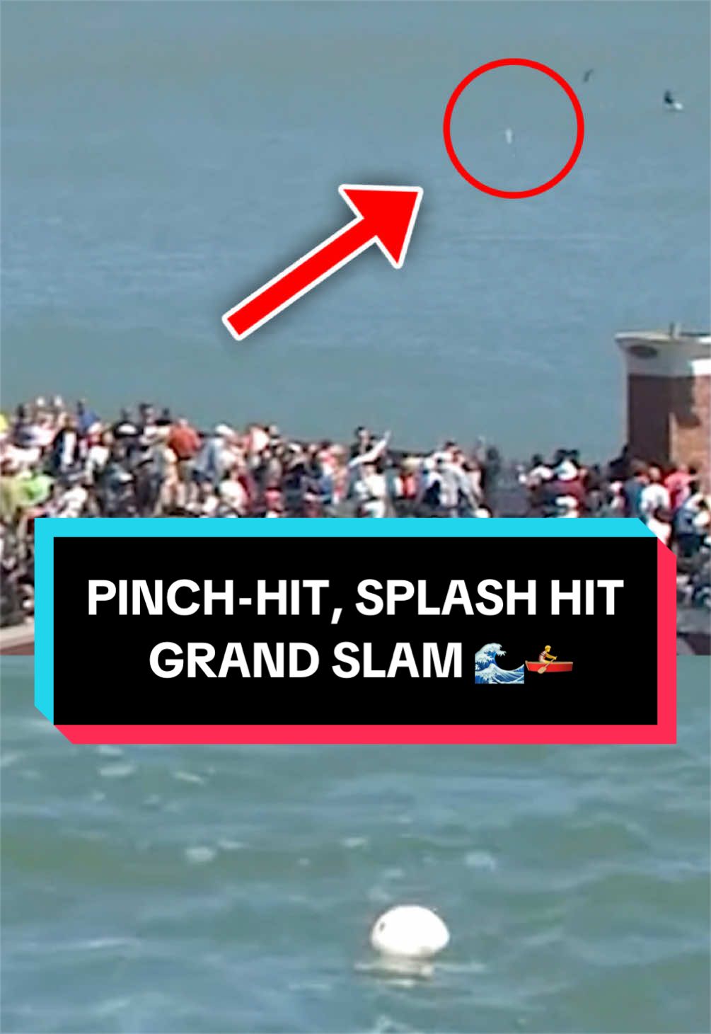 Lars Nootbaar sent this ball swimming 🏊 