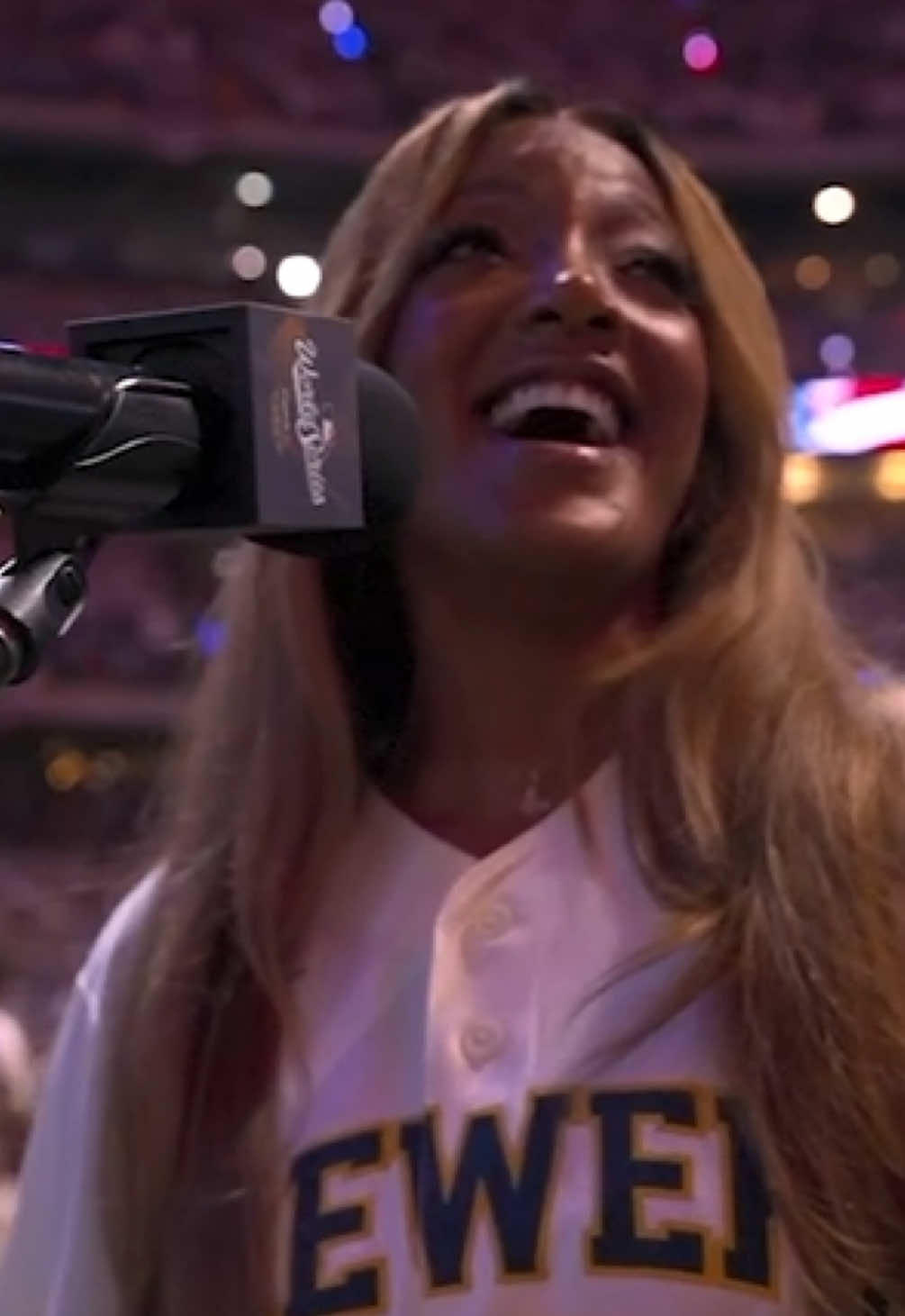 Mickey Guyton's incredible national anthem performance ahead of 
