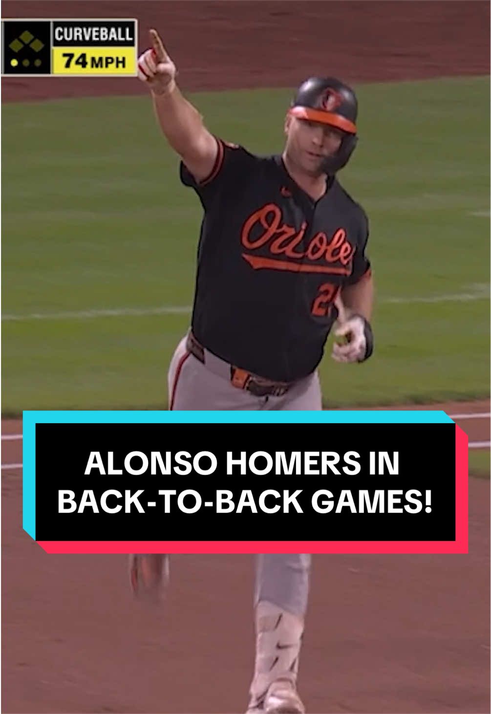 Pete Alonso does it AGAIN! 