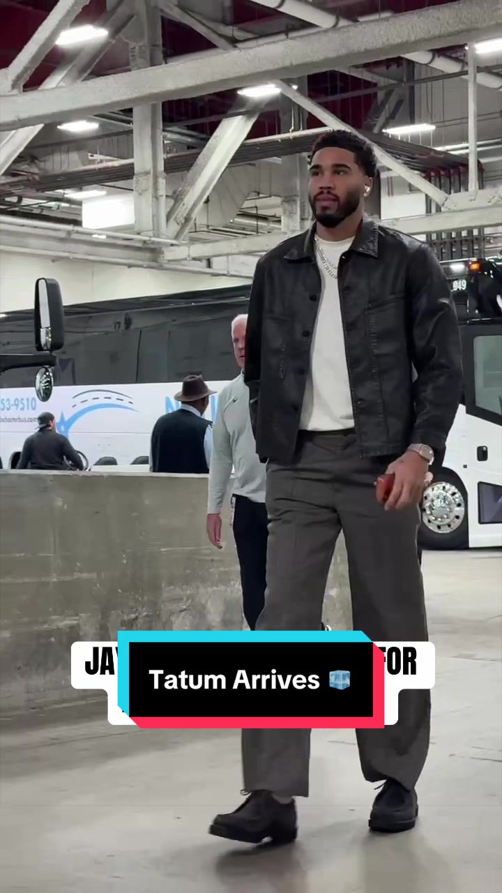 JT iced out for NBA Tip-Off in Detroit 🧊 