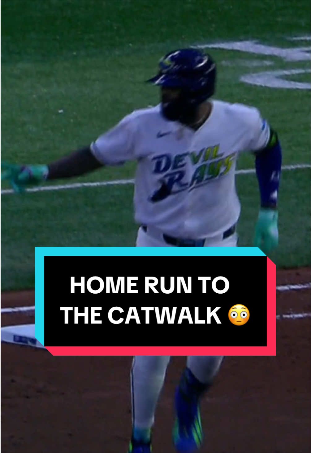 HE HIT THE CATWALK 🤯