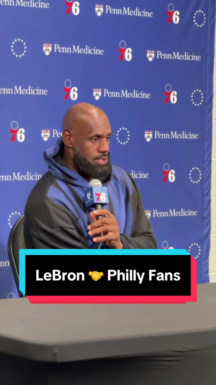 LeBron  after his first time playing in front of the Sixers crowd 😤 