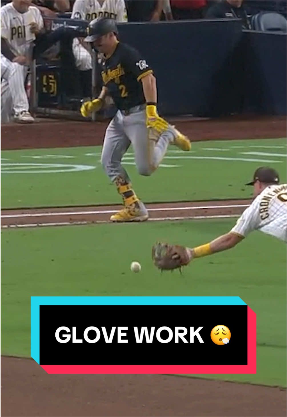 Jake Cronenworth gets the out at first with this satisfying play! 