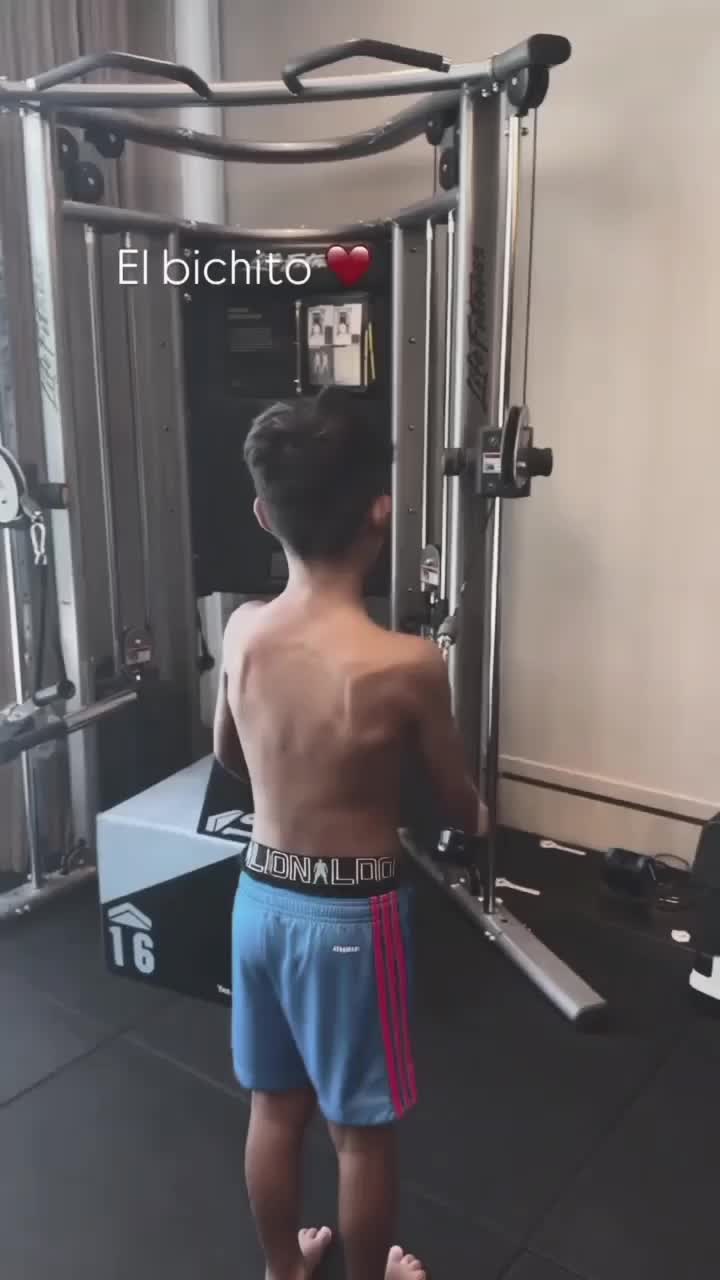 Cristiano and Mateo training 