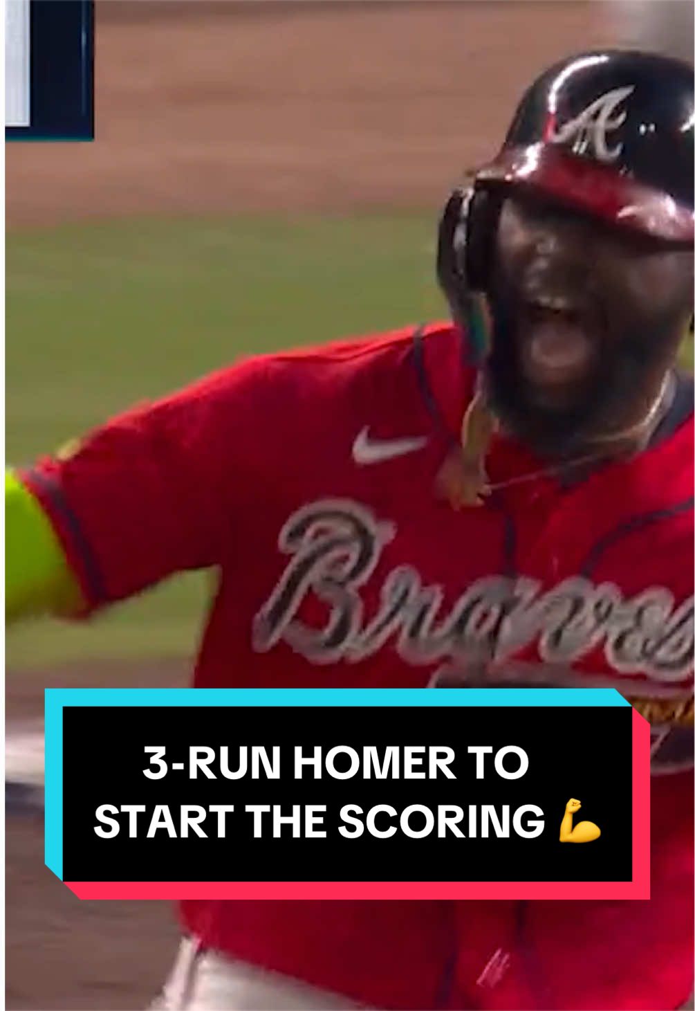 MICHAEL HARRIS II GOES YARD!
