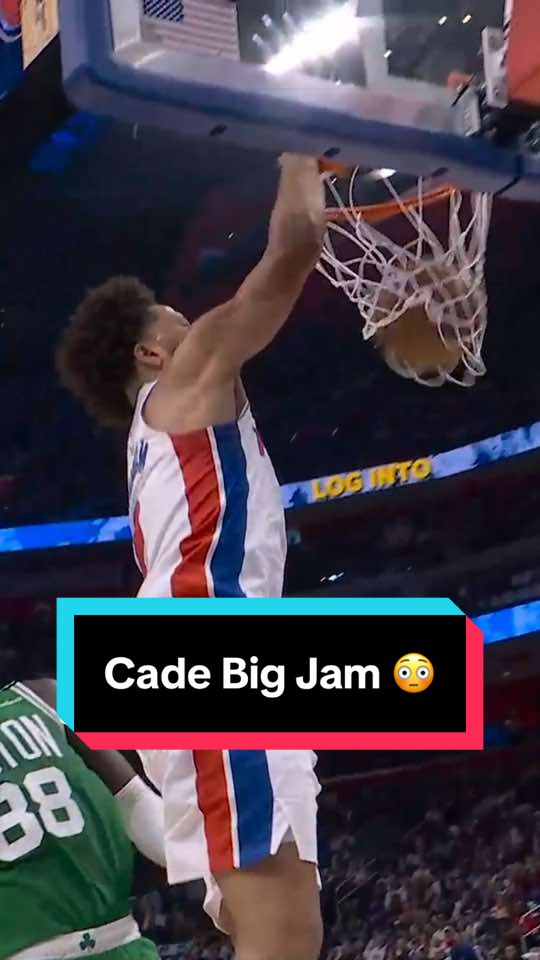 We are so back 😮‍💨 Cade throws down the big right hand jam ‼️ 