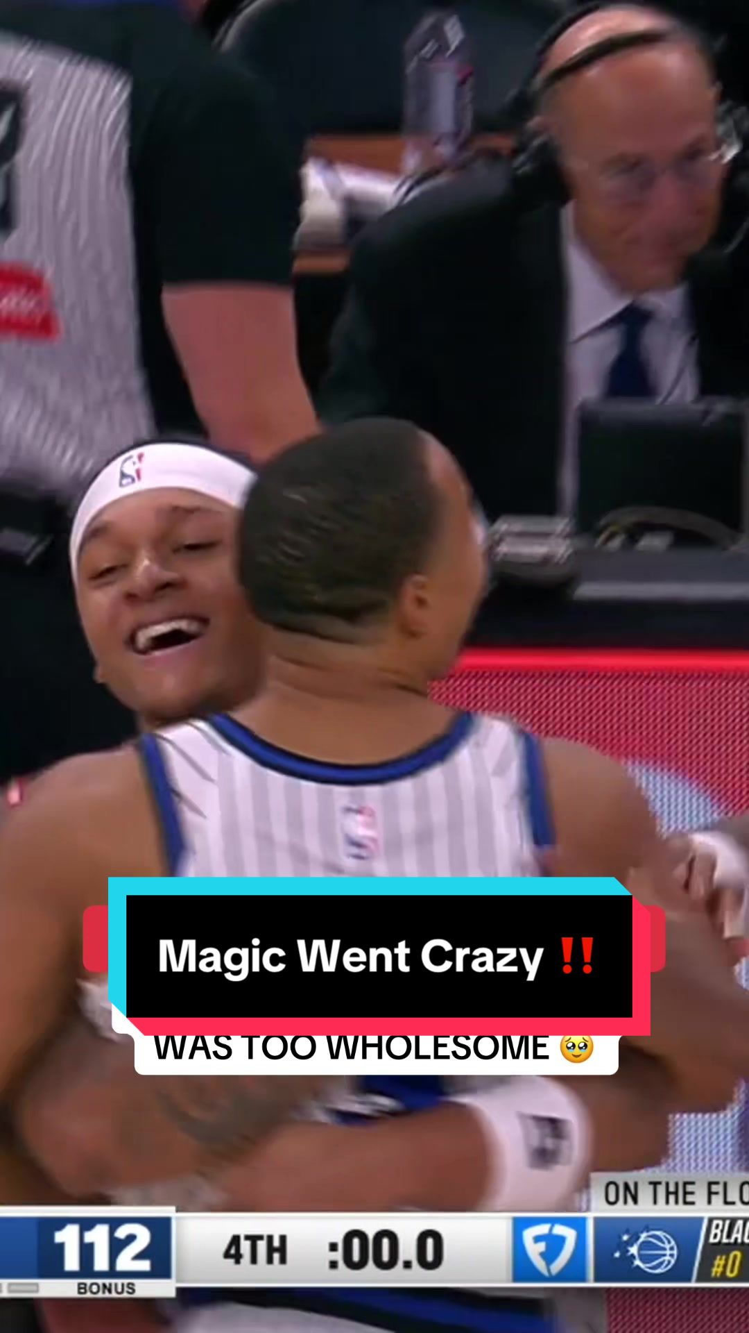 When @Orlando Magic showed Desmond Bane love after this huge bucket 🤩🙌 