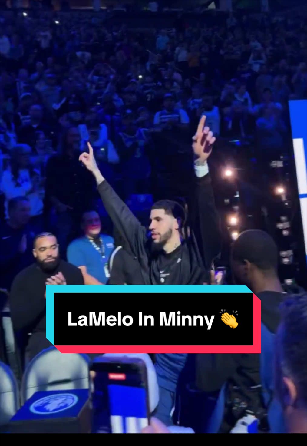 LaMelo’s first home game intro in Minnesota 🏠 