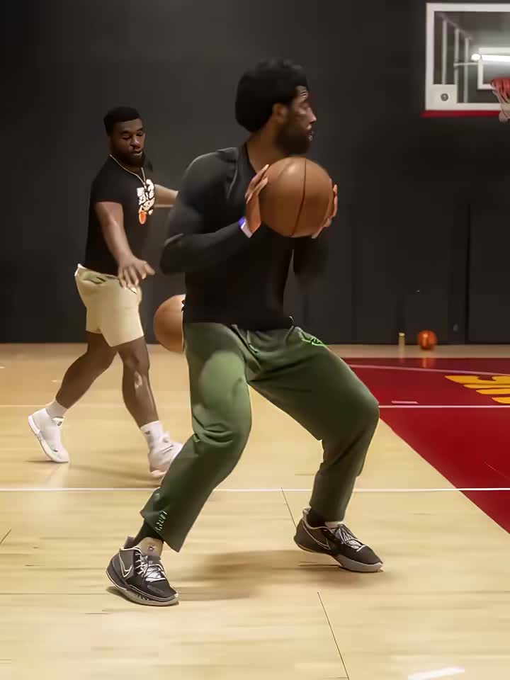 User SportScoop has posted a video.