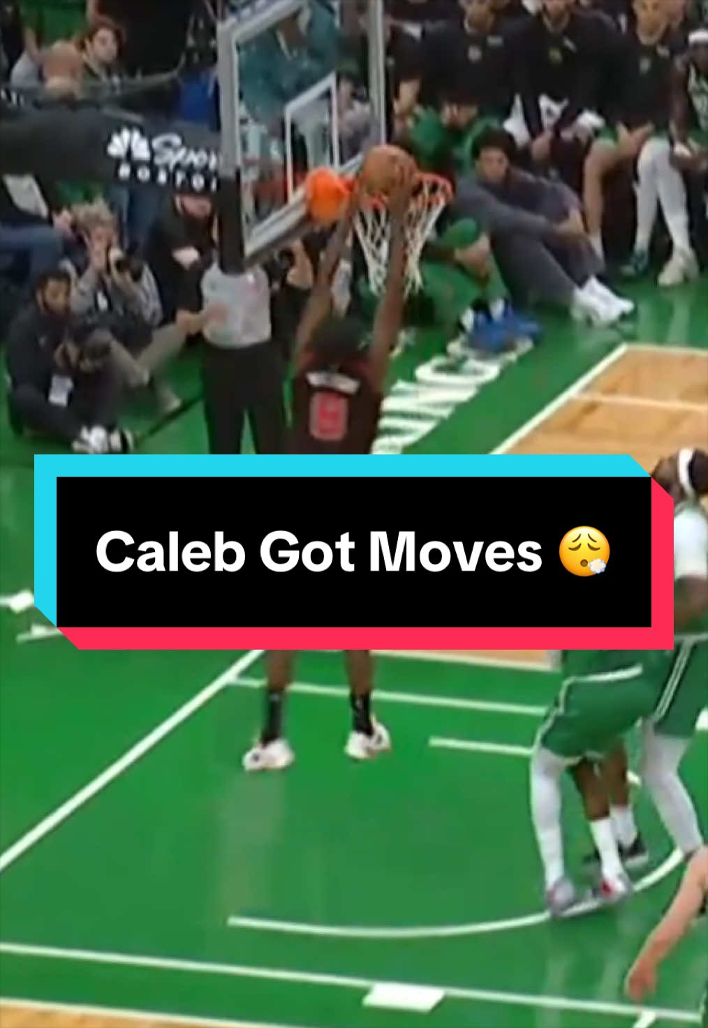 And finishes it with the slam 👏 