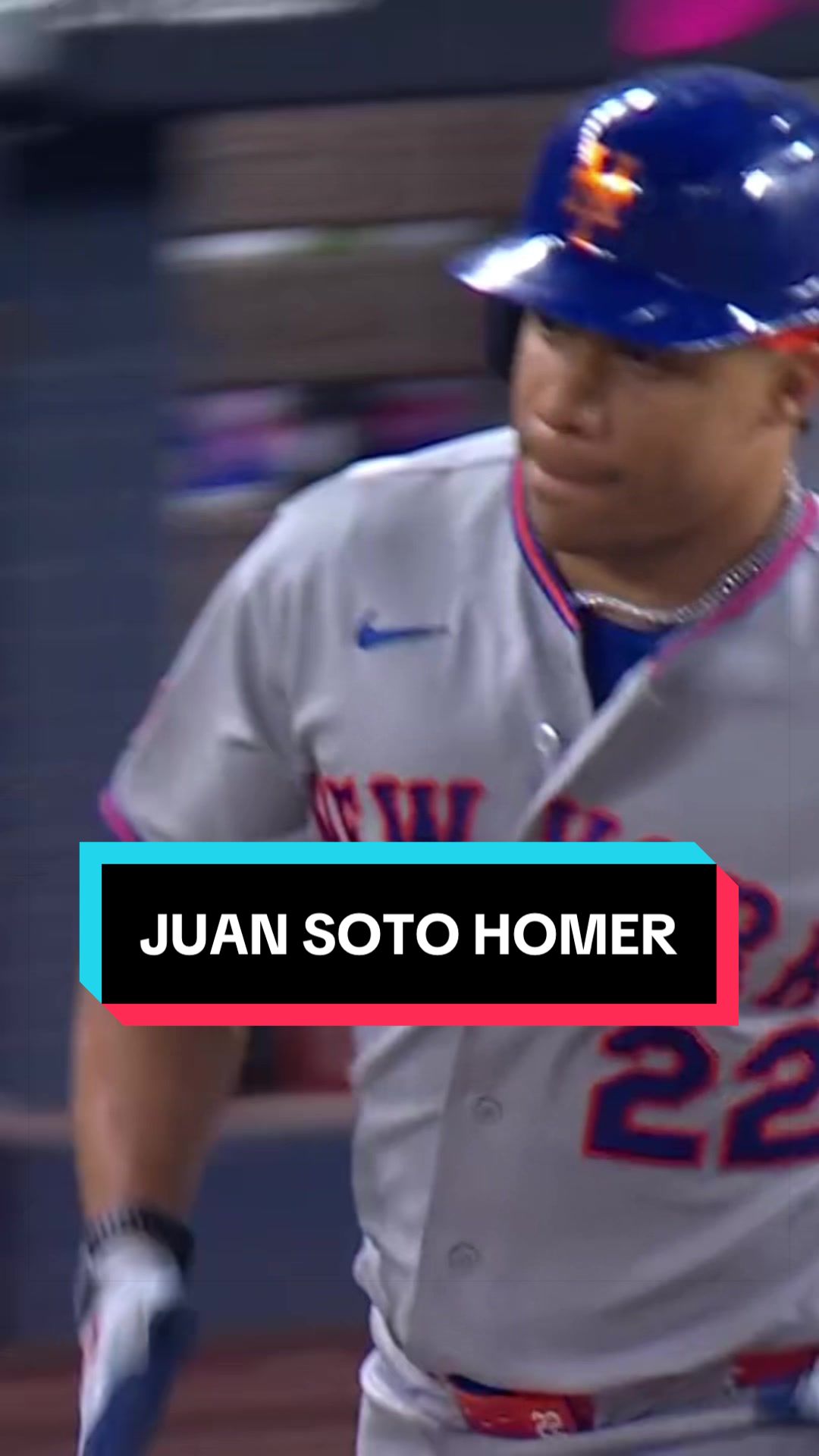 Juan Soto connects for a 3-run homer!