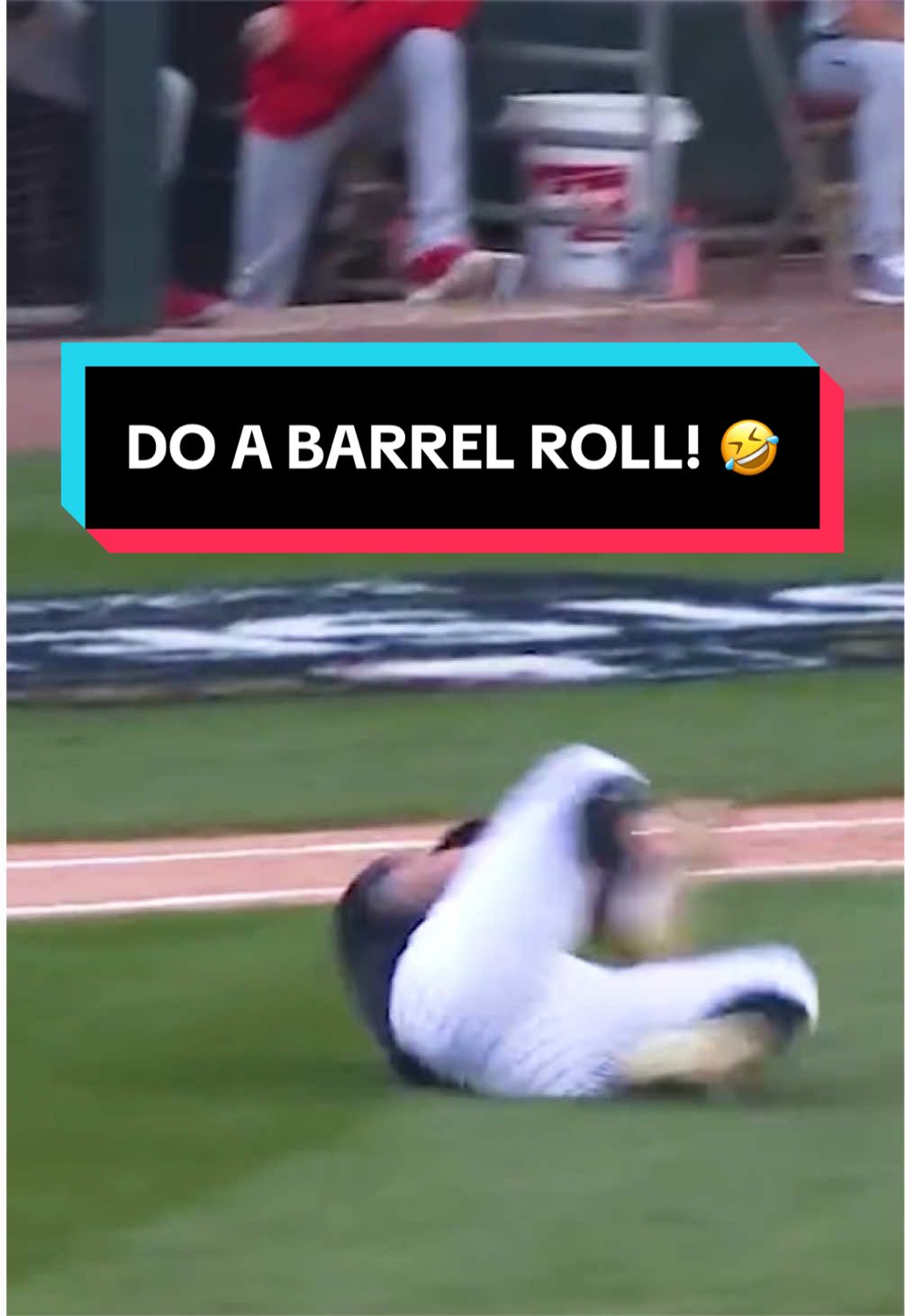 Hagen Smith got a little tripped up on his way to covering first base 😅 