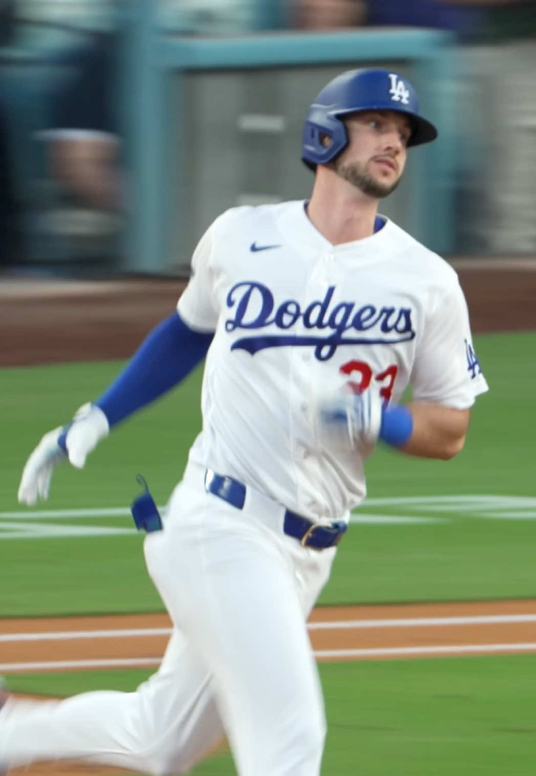 KYLE FOR THREE! 