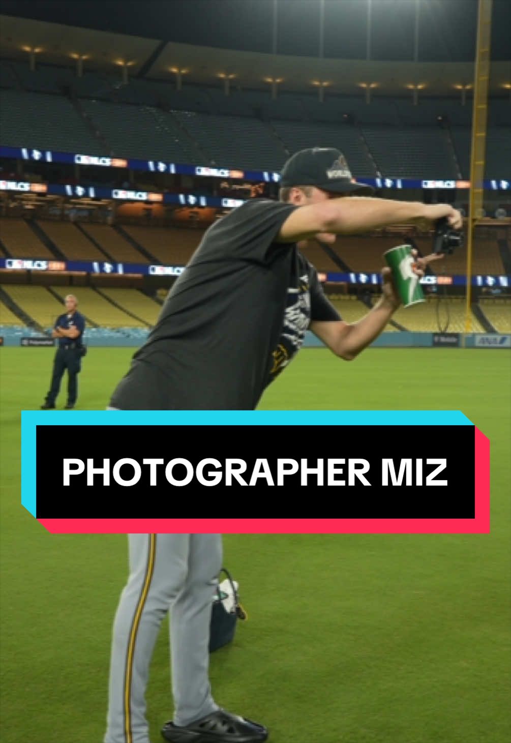 Jacob Misiorowski is a man of many talents ⚾️📸