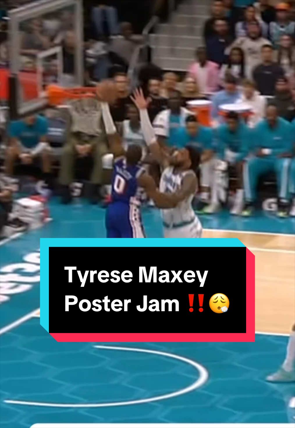 Tyrese Maxey took OFF for this poster jam 🤯 
