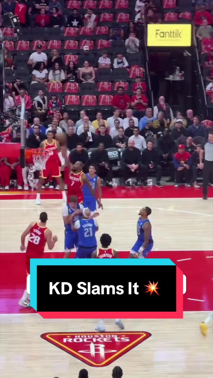 Durant with the tough one-handed dunk 💥 