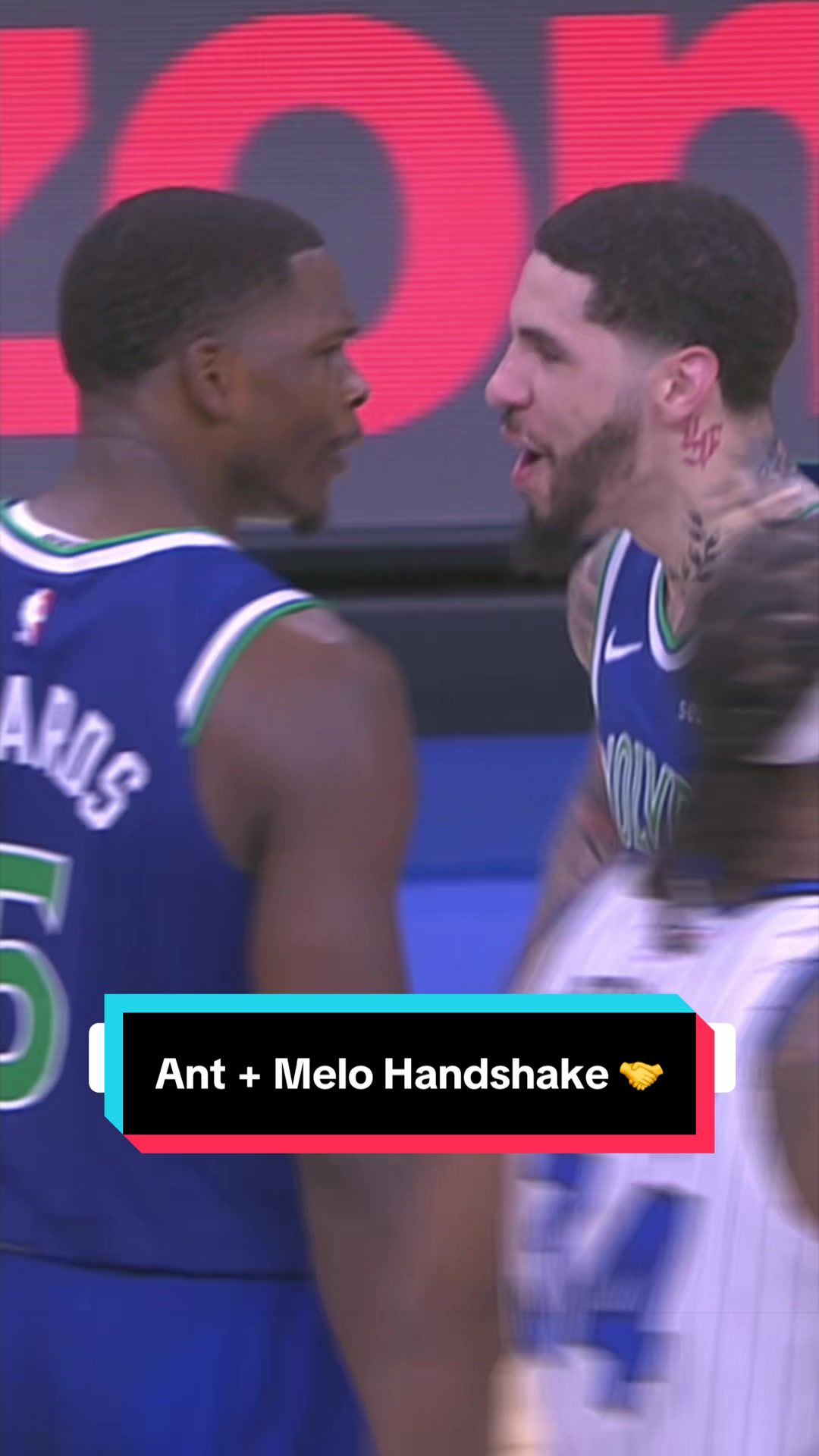 The LaMelo shot was SWEET. Plus the handshake celly with Ant 🤝🤝 