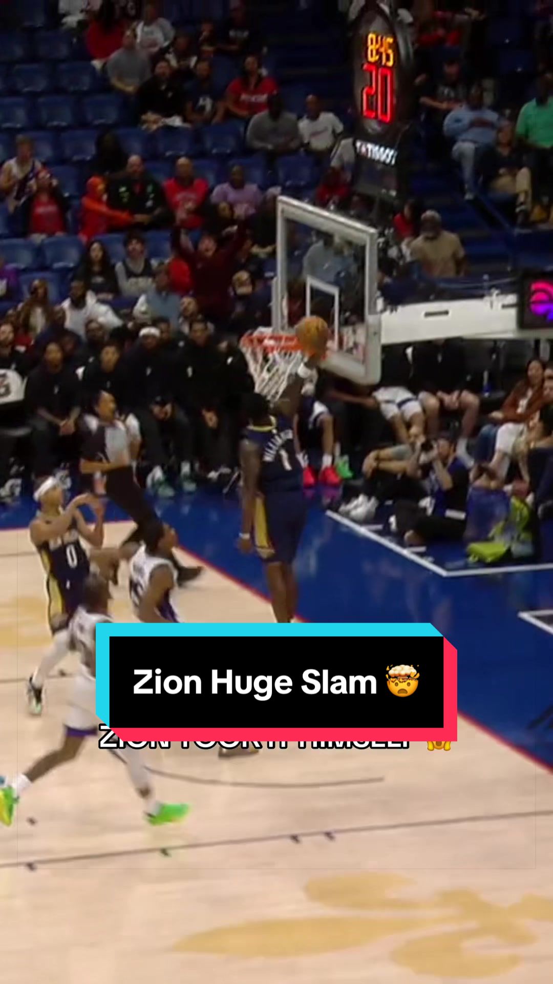 Zion hammers it home 🫨 